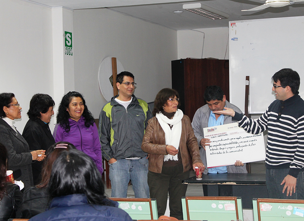 Personal de salud de la Red de Salud fortalecen sus capacidades para implementar familias saludables en Lima Sur