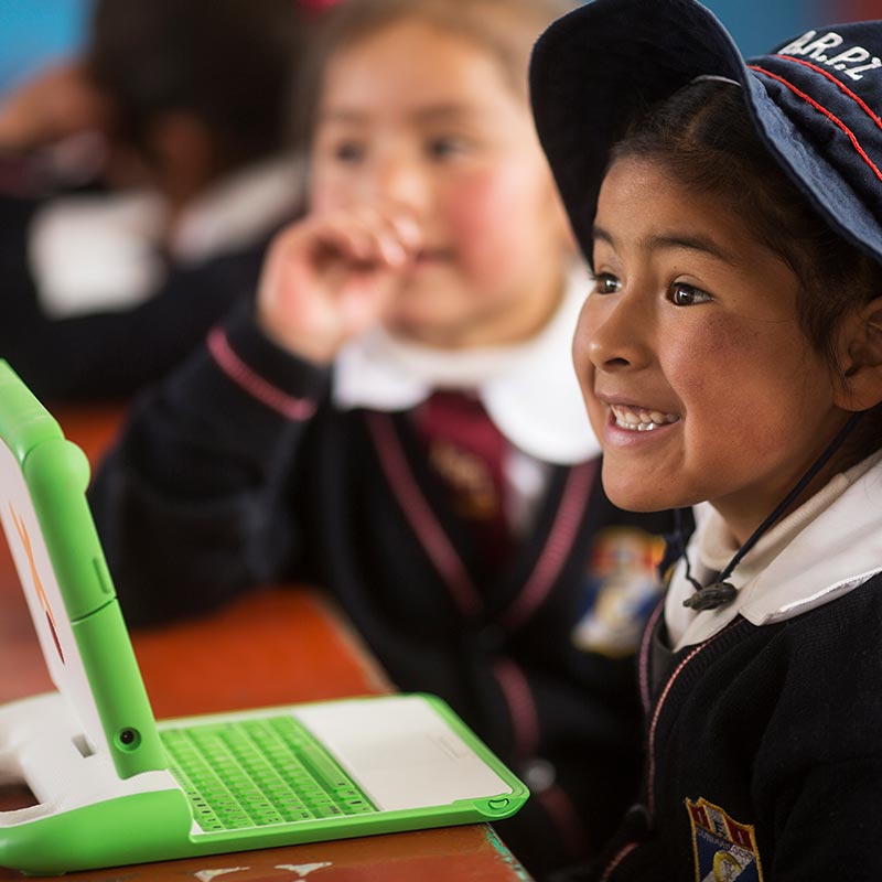 Proyecto de Inclusión Digital - Asociación UNACEM