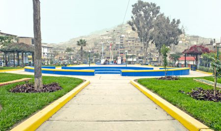 Mejoran y rehabilitan Plaza de Armas de  Virgen de Lourdes en Villa María del Triunfo